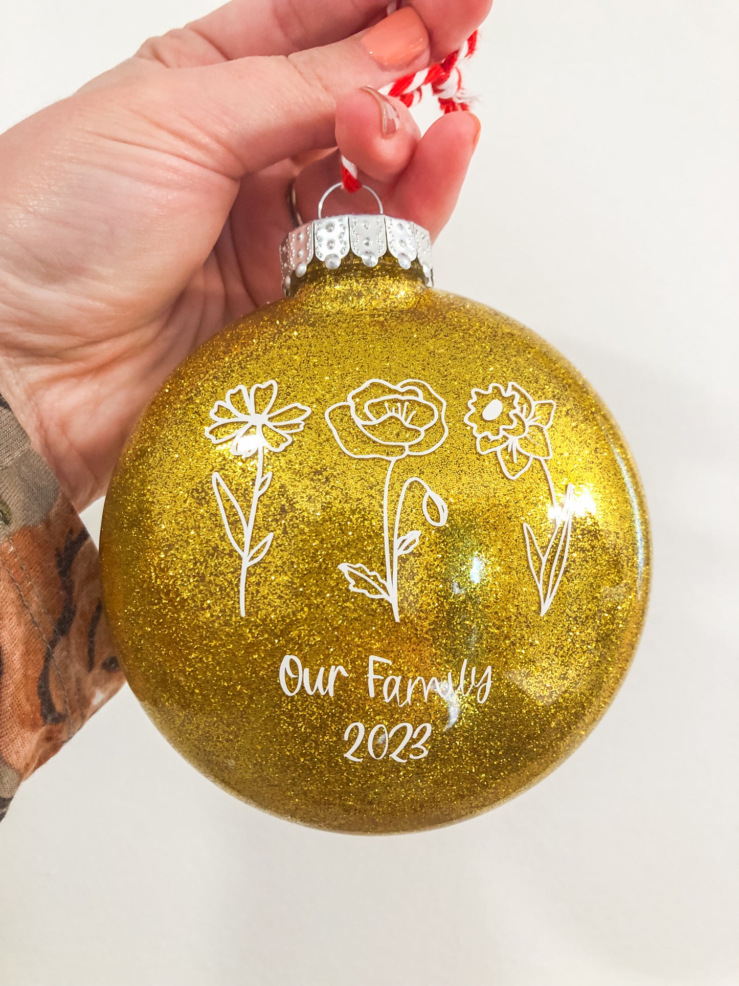 Personalized Family Birth Month Flower Ornament